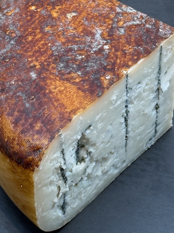 Tomme de chèvre au bleu
